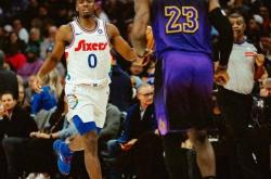 开云体育-包含湖人双塔再度大爆发，夺取五连胜势不可挡的词条