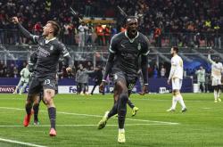 开云体育官方网站-AC米兰翻盘勒沃库森，梅西绝境逆转的简单介绍