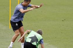 开云下载-包含球员动作夺人眼球，令人目不转睛的词条