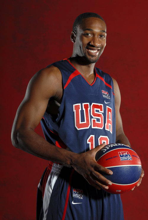 篮球明星集结争夺国际锦标赛荣誉的简单介绍 篮球明星集结争夺国际锦标赛荣誉的简单介绍