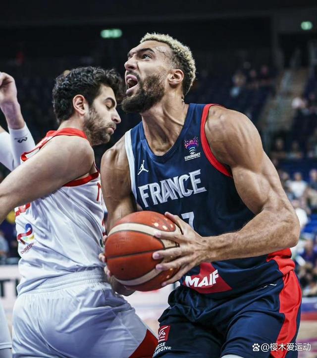 凤凰城球队迎来背水一战,决战八强 凤凰城球队迎来背水一战,决战八强