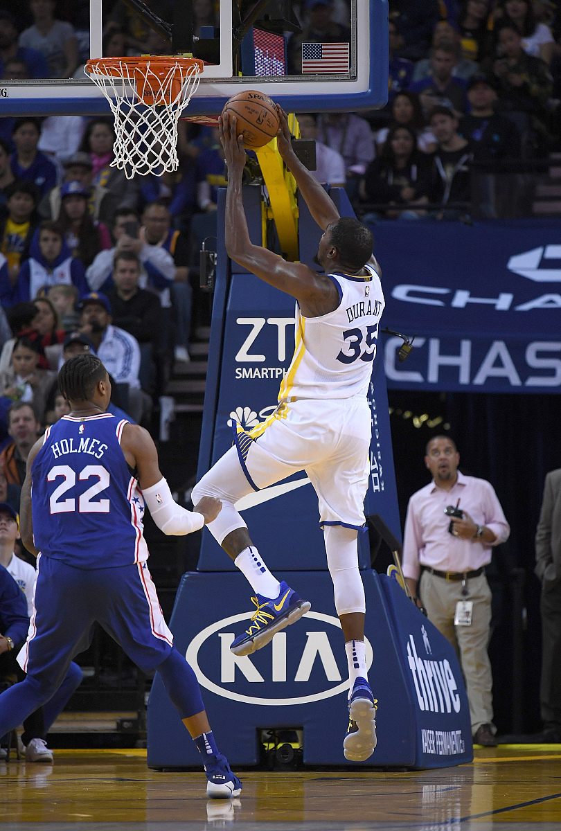 关于猛龙客场横扫步行者,取得连胜保持领先的信息 关于猛龙客场横扫步行者,取得连胜保持领先的信息