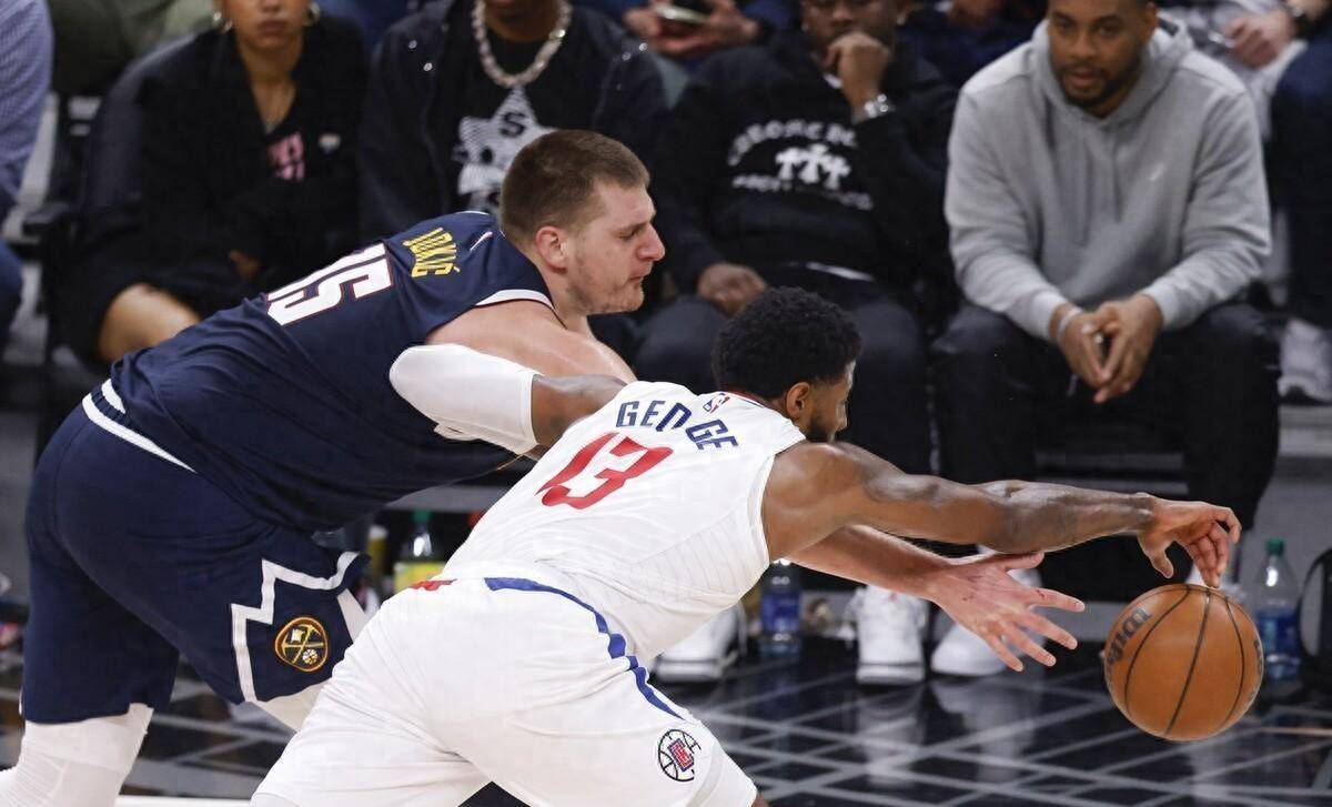 掘金队主教练力挺球员信心提升斗志鼓舞的简单介绍