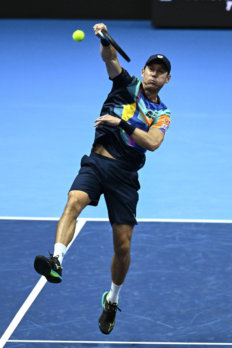 西班牙网球队血洗日本网球队，瓦林卡爆发神勇的简单介绍