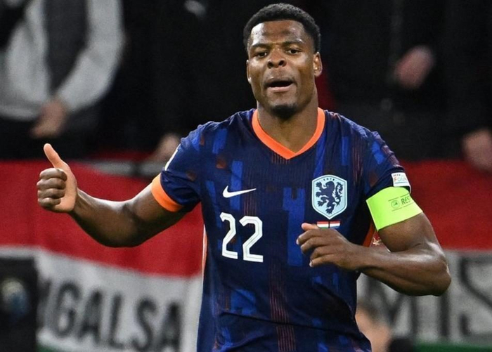 荷兰队连续两场失利,深陷出线危机的简单介绍 荷兰队连续两场失利,深陷出线危机的简单介绍