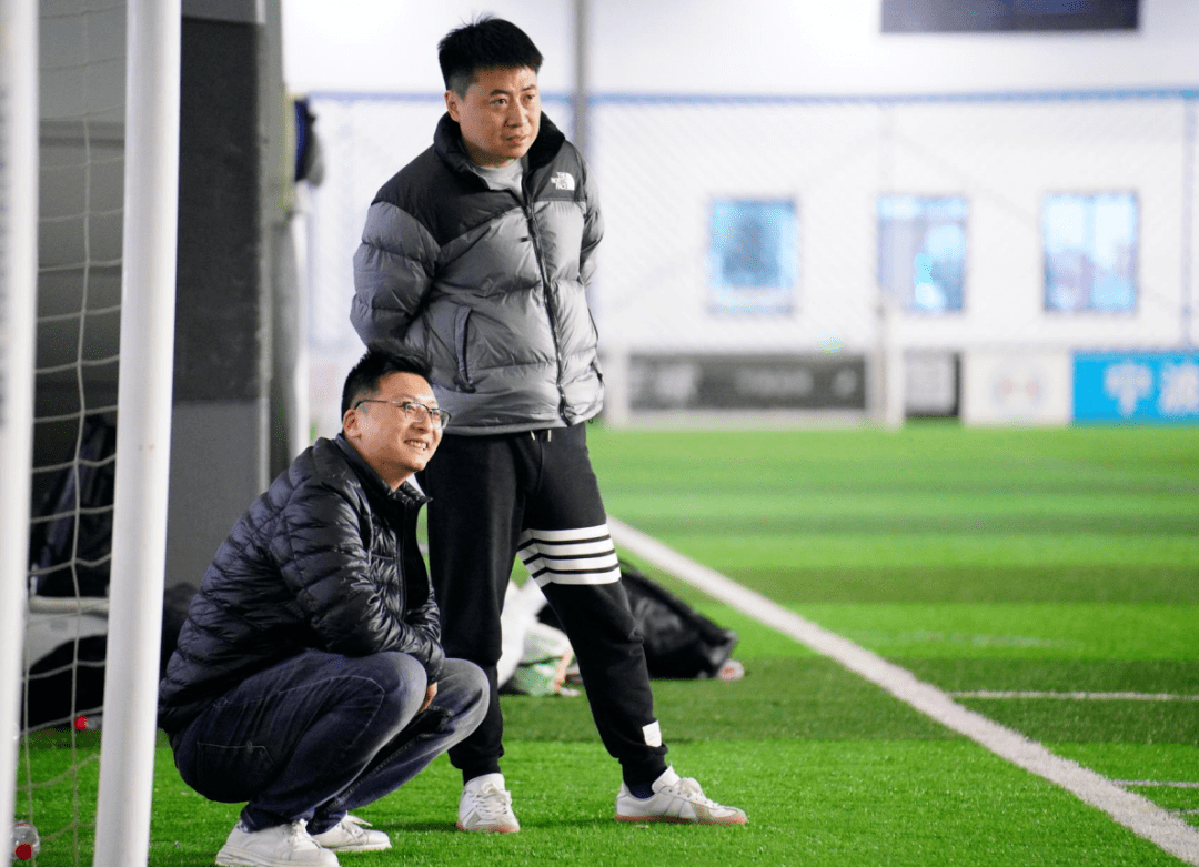 世界级豪门齐聚,强强对话掀起热潮的简单介绍 世界级豪门齐聚,强强对话掀起热潮的简单介绍