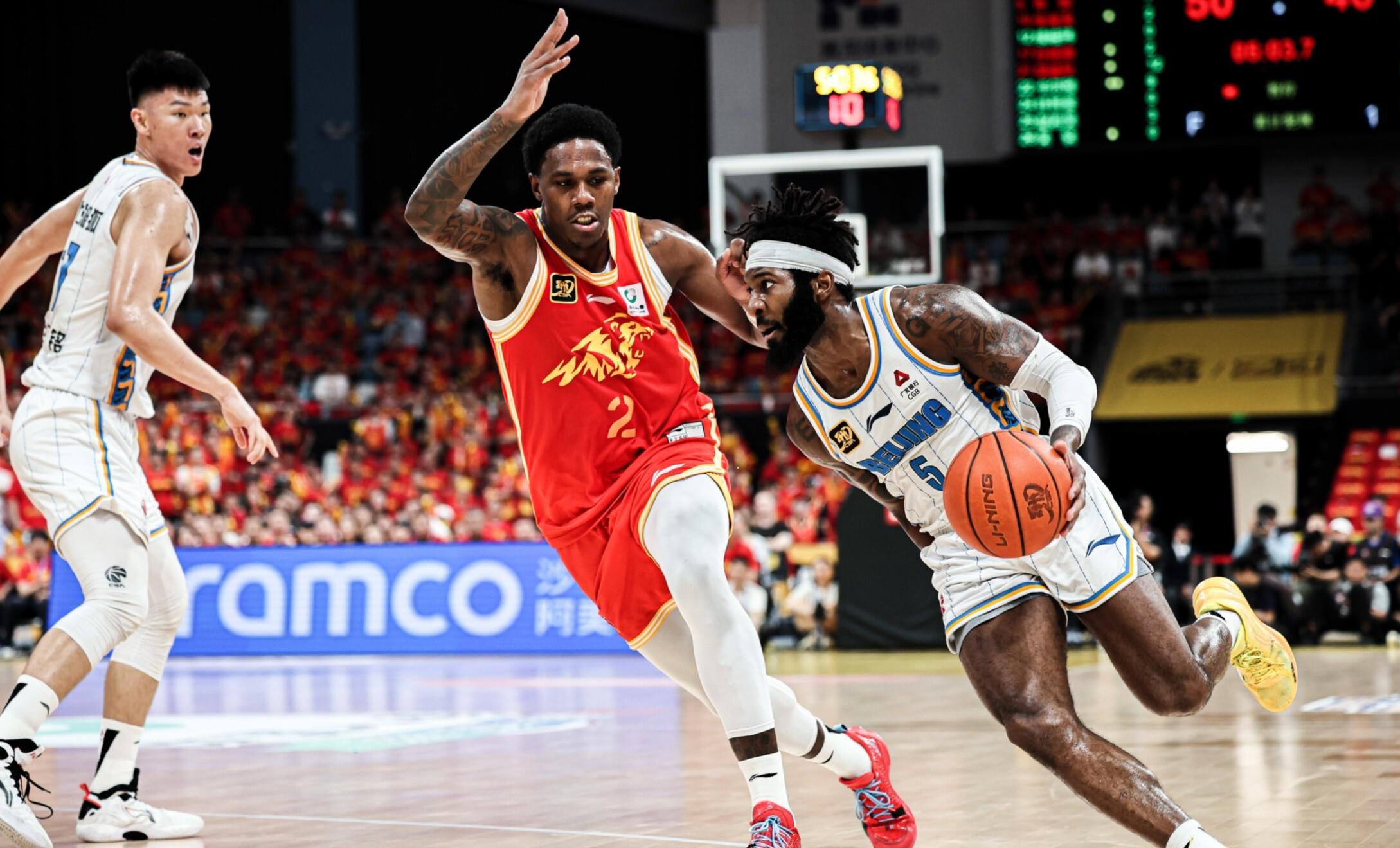 关于北京赛场：广州球队实现惊天逆袭的信息