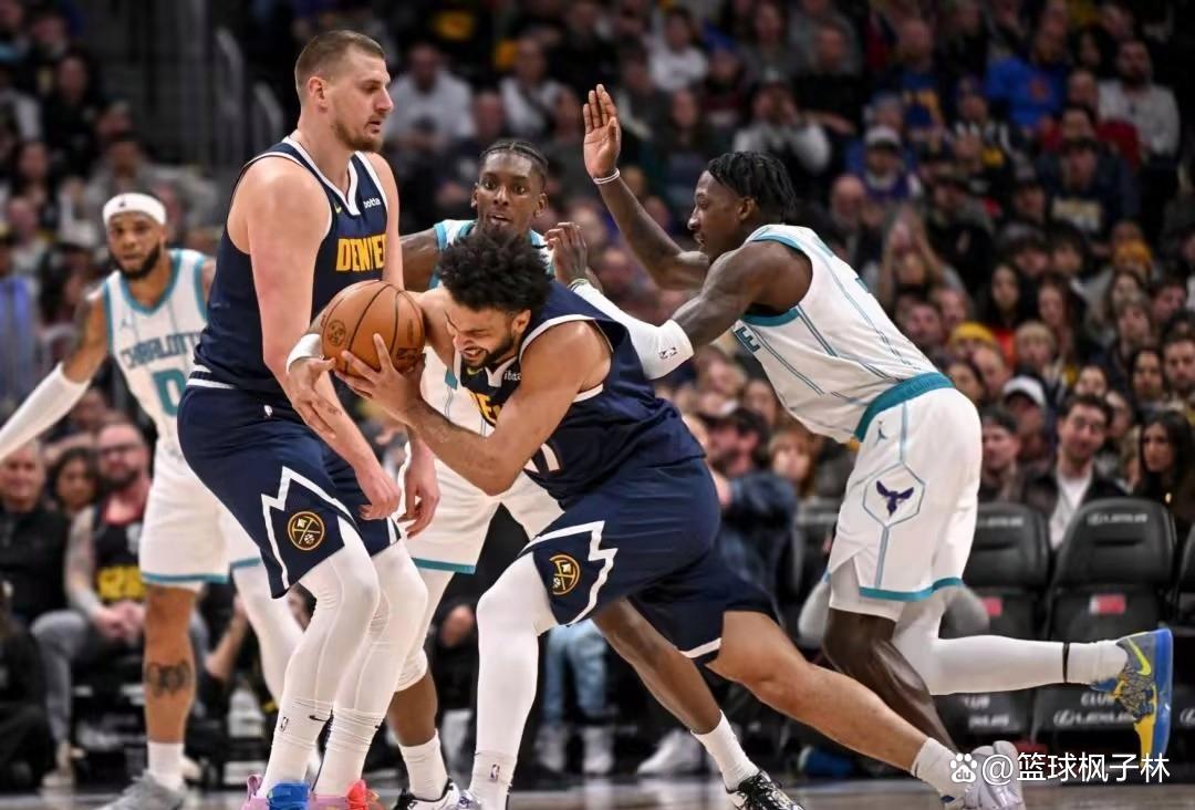 关于黄蜂主帅球队需要更多相互信任的信息 关于黄蜂主帅球队需要更多相互信任的信息