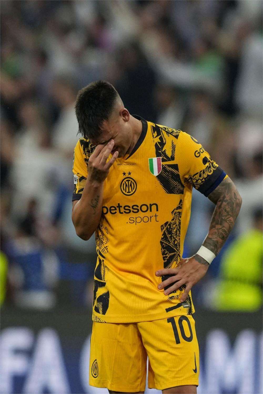 包含皇马横扫马德里竞技,穆勒状态火热的词条 包含皇马横扫马德里竞技,穆勒状态火热的词条