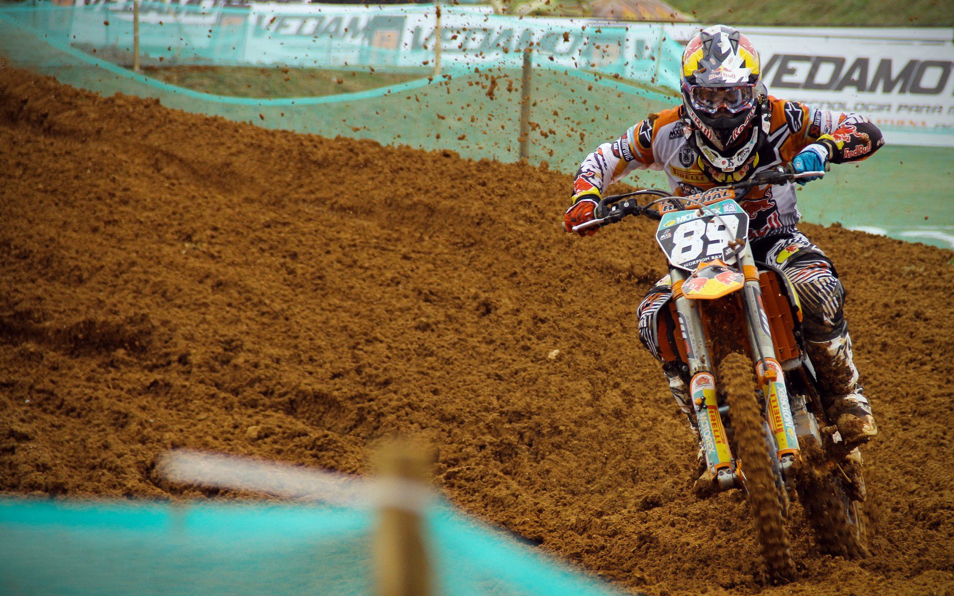 冰岛血拼AC米兰，奥斯梅恩成为关键先生